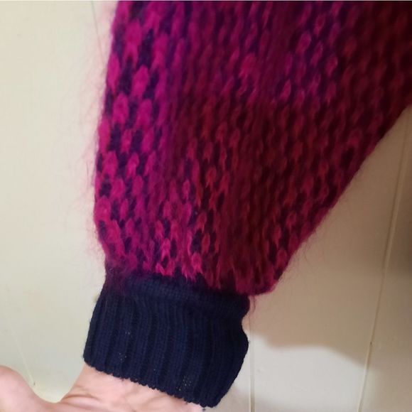 Dunail Irish mohair zebra bright pink cardigan - Picture 4 of 12